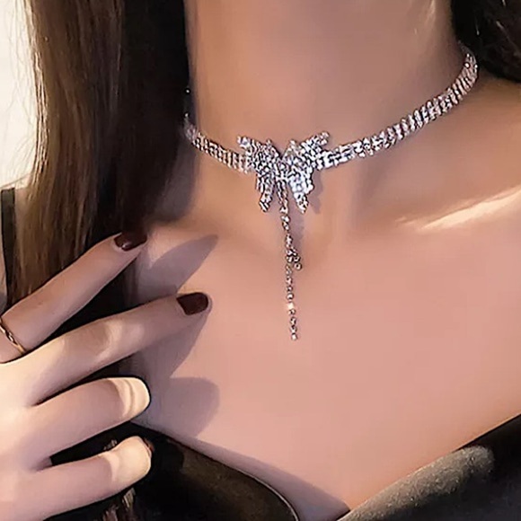 Butterfly Crystal Tassel Choker Rhinestone Necklace - Picture 3 of 10